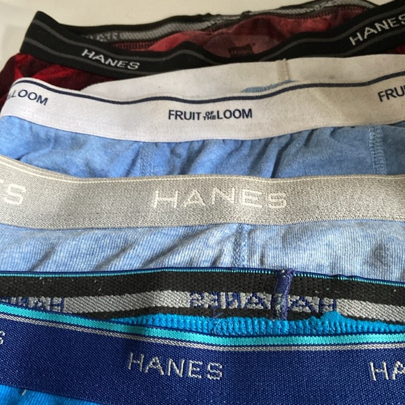 3 Hanes & 1 Fruit of the Loom NWOT boxer/briefs all sized M 3 colors - Picture 3 of 3